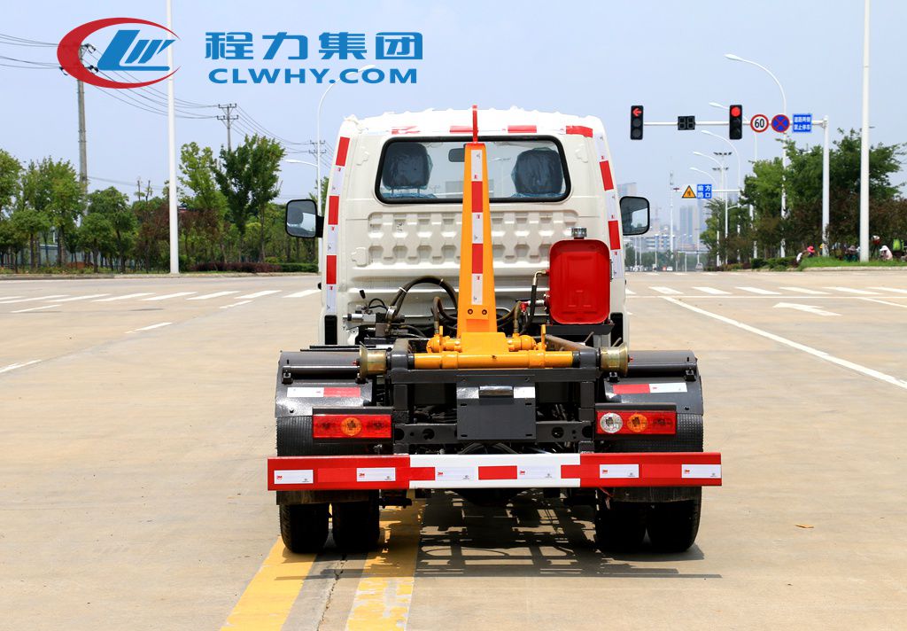 福田祥菱勾臂式垃圾車高清圖