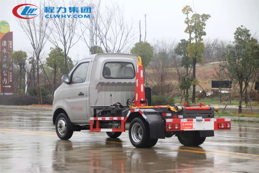 長(zhǎng)安3方勾臂垃圾車高清圖