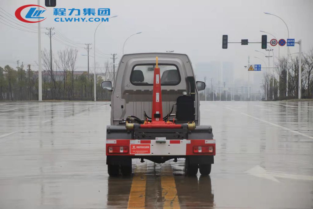 長(zhǎng)安3方勾臂垃圾車高清圖